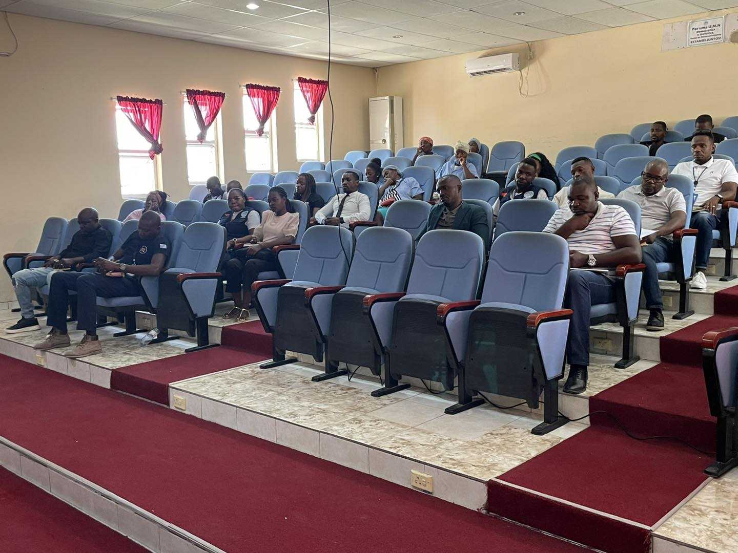 IPO-UMN, REALIZA ASSEMBLEIA GERAL DE FUNCIONÁRIOS.